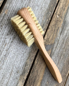 Nail Brush with Handle
