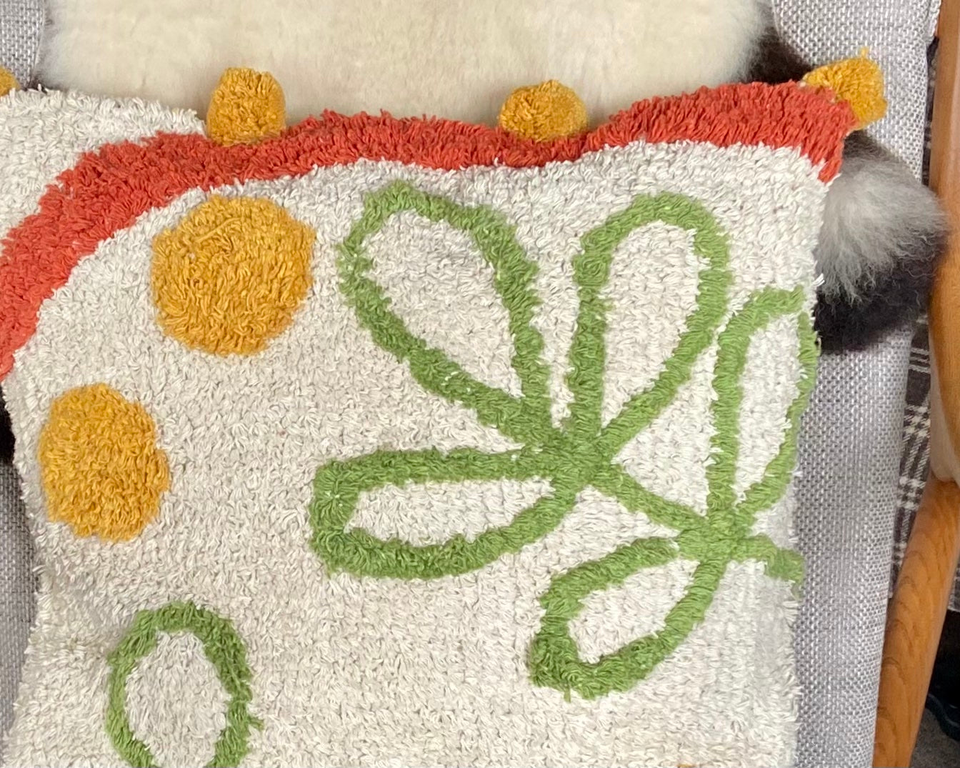 Pompom Flower Cushion